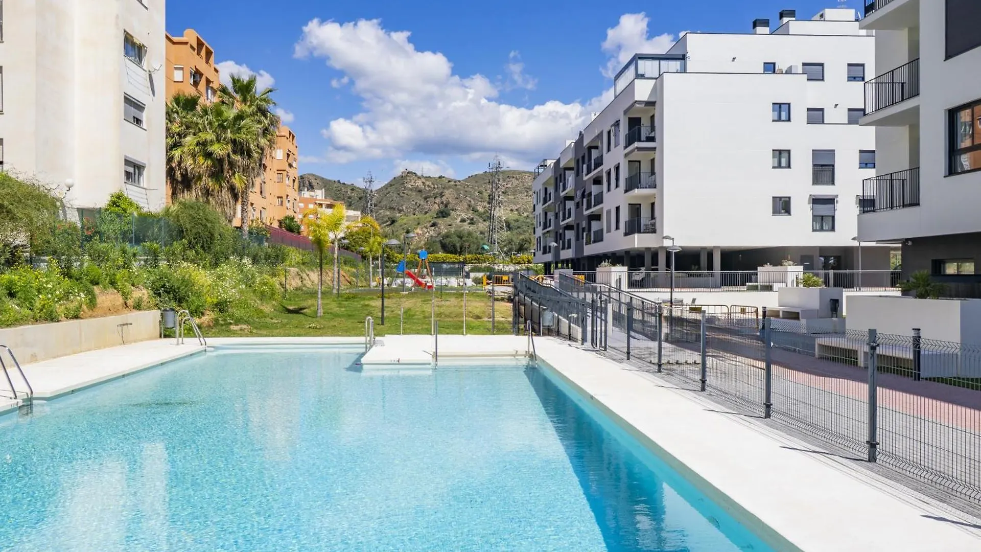 Cubo'S Andalucia Luxury Malaga Apartment