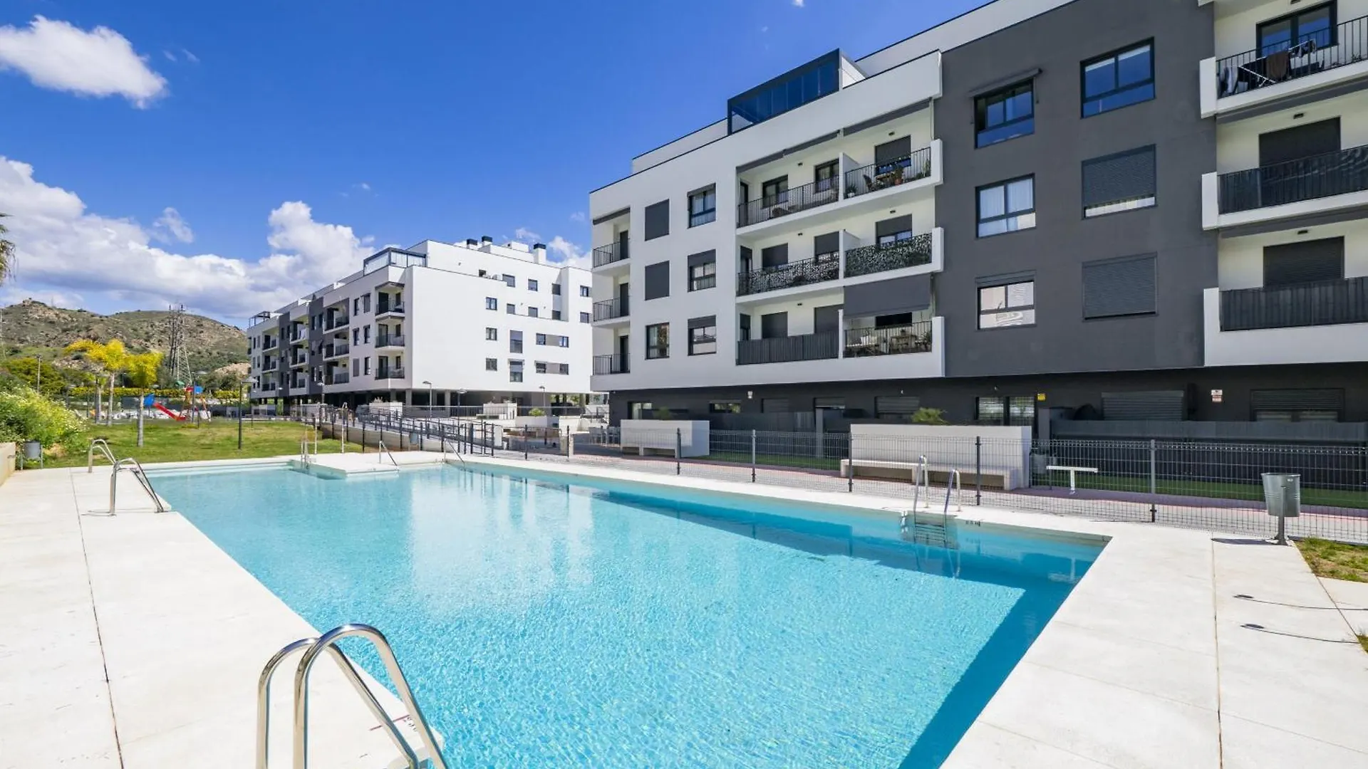 Cubo'S Andalucia Luxury Malaga Apartment 0*,  西班牙